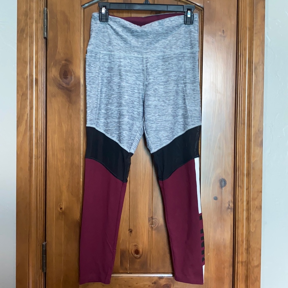 Victoria Secret Pink Capri legging